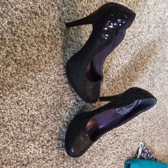 Sequence heels - Picture 2 of 2